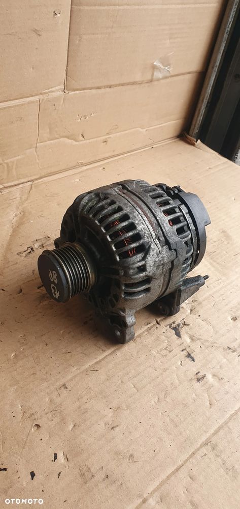 Alternator prądnica Audi A3 8P 1.9 TDI 06F903023F - 3