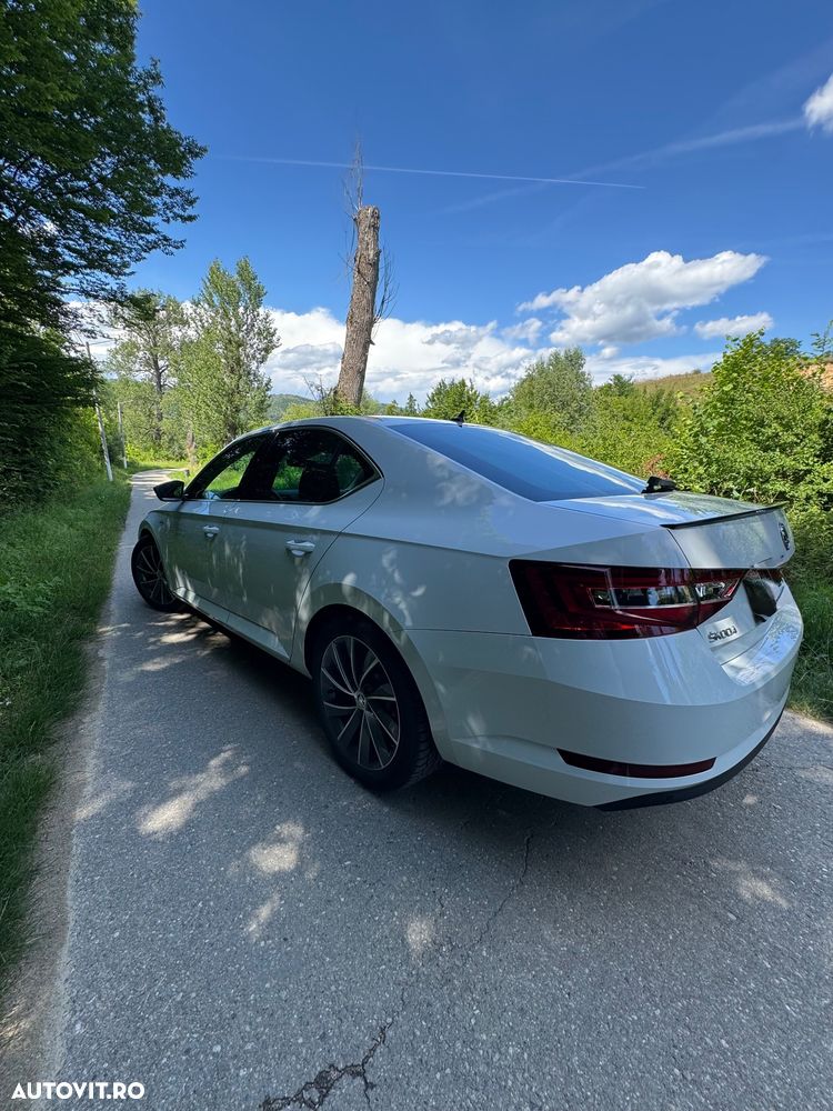 Skoda Superb 2.0 TDI DSG L&K - 6