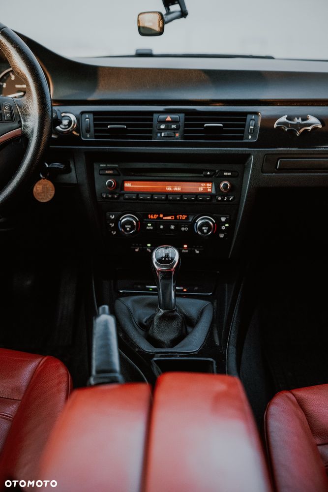 BMW Seria 3 320i M Sport Edition - 11