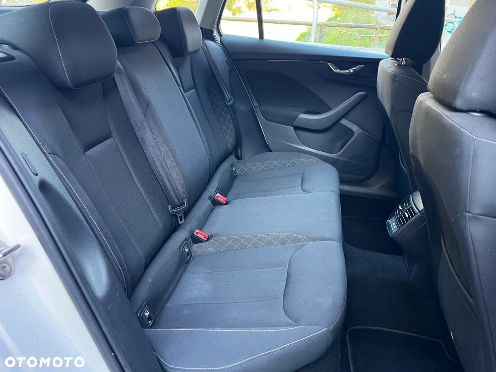 Skoda Kamiq 1.0 TSI Ambition - 37