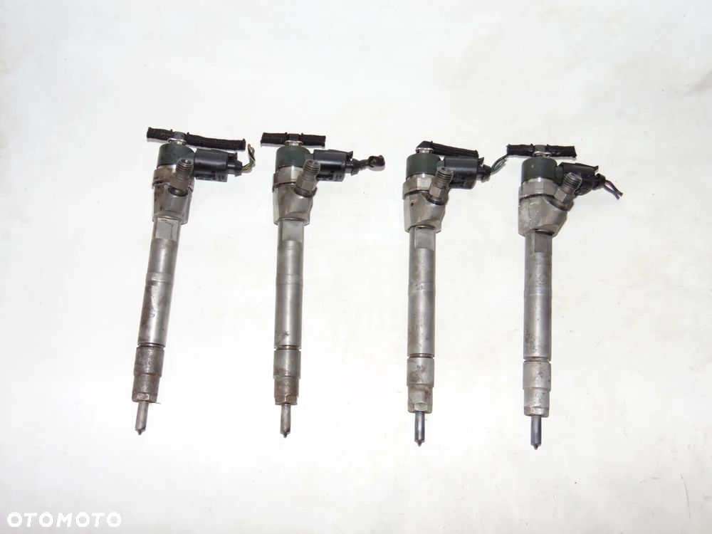 Wtrysk wtryskiwacz paliwa A6480700287 0445110177 Mercedes W203 W211 C E Klasa W906 W639 Sprinter 2 II Vito Viano diesel 2.2 CDI - 2