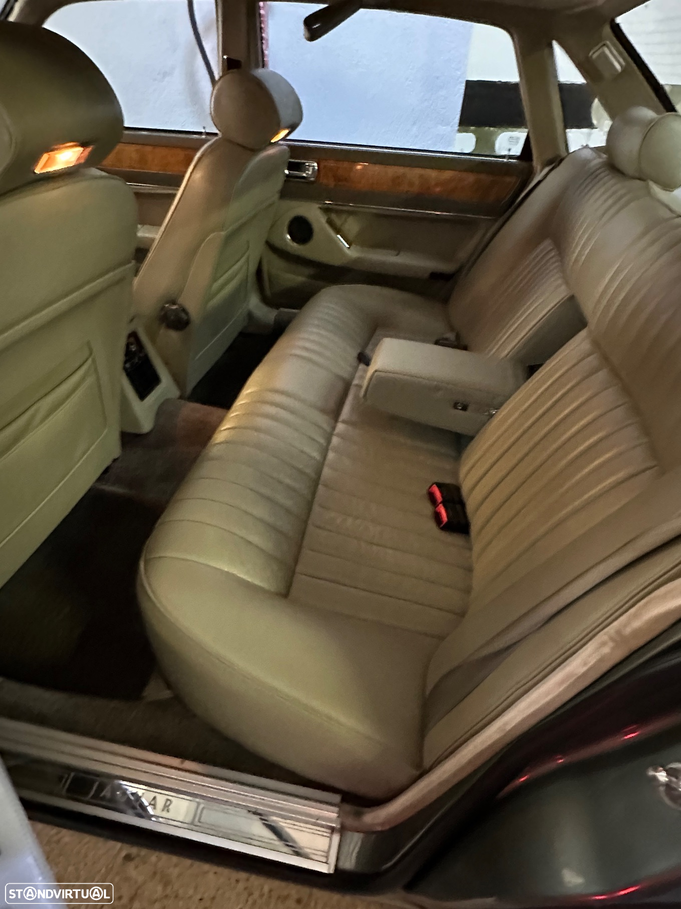 Jaguar Sovereign 4.0 - 7
