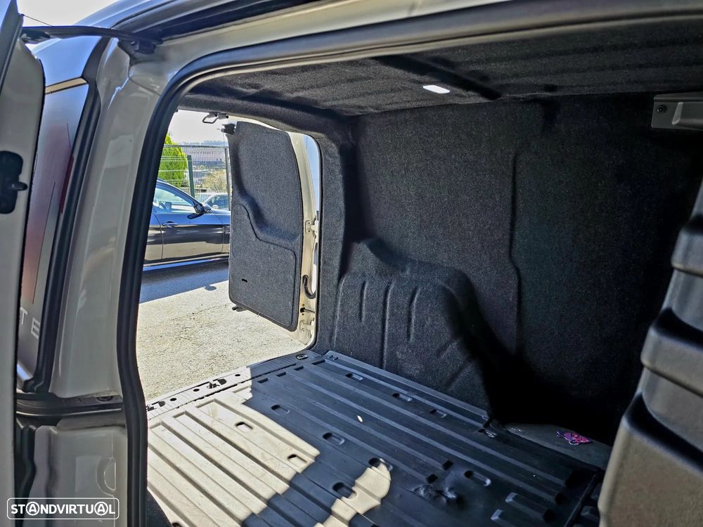 VW caddy - 29