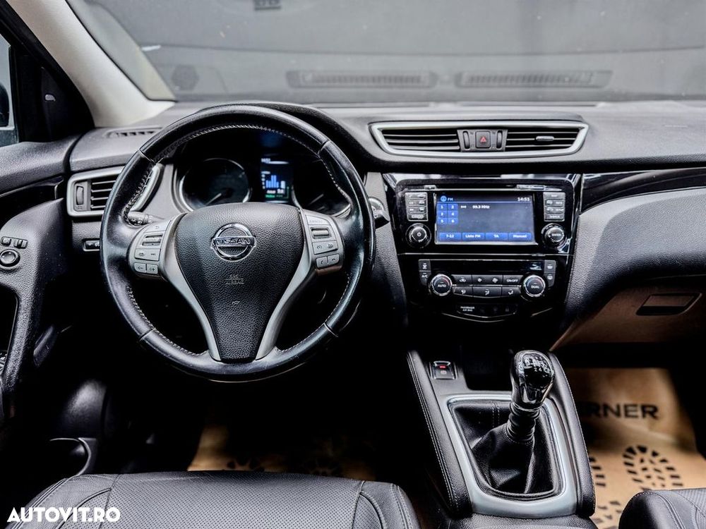 Nissan Qashqai 1.6 DCI TEKNA - 16