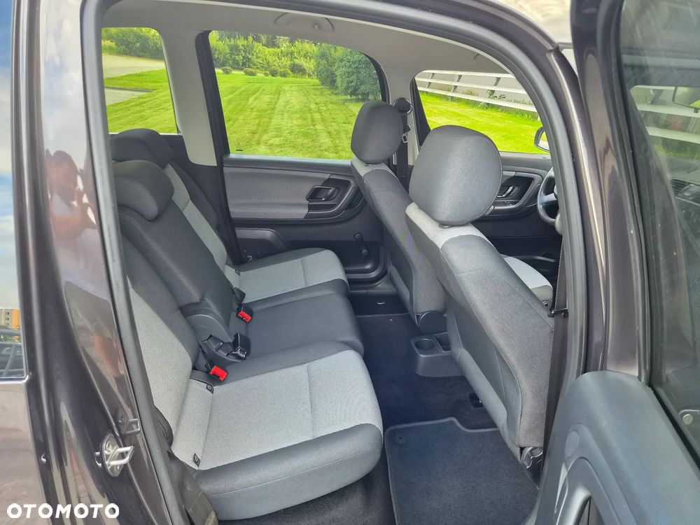 Skoda Roomster 1.4 16V Elegance - 22