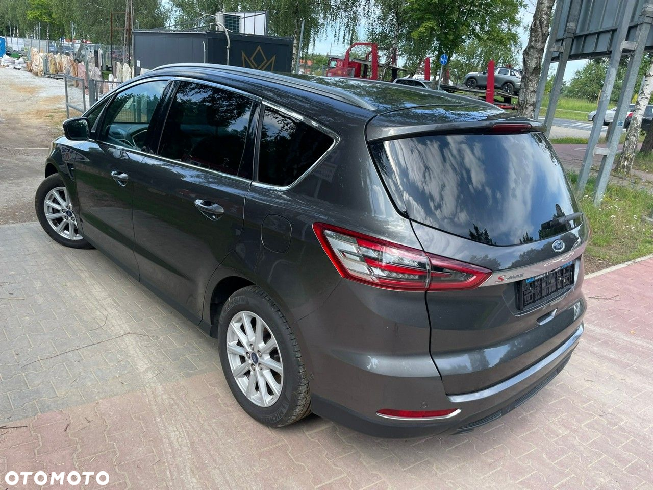Ford S-Max - 26