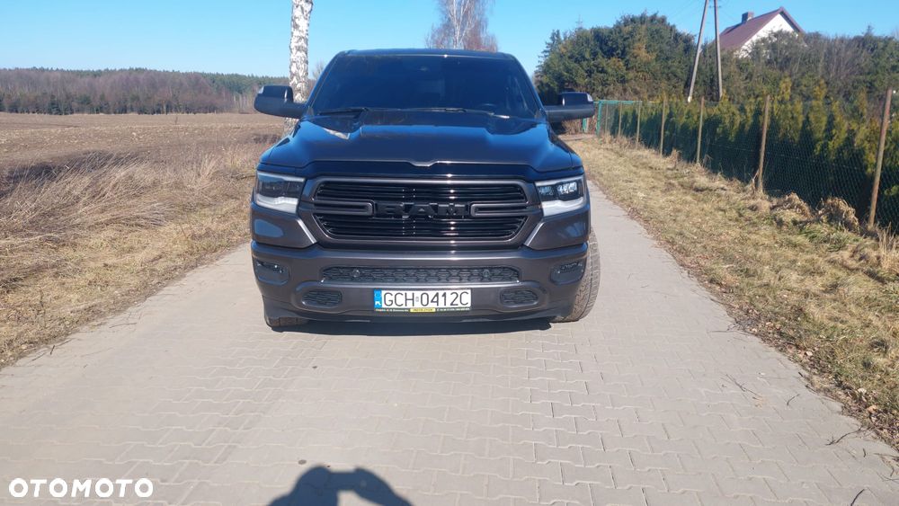 RAM 1500 5.7 Crew Cab Laramie - 2