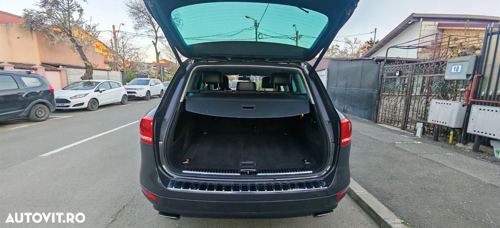 Volkswagen Touareg - 10