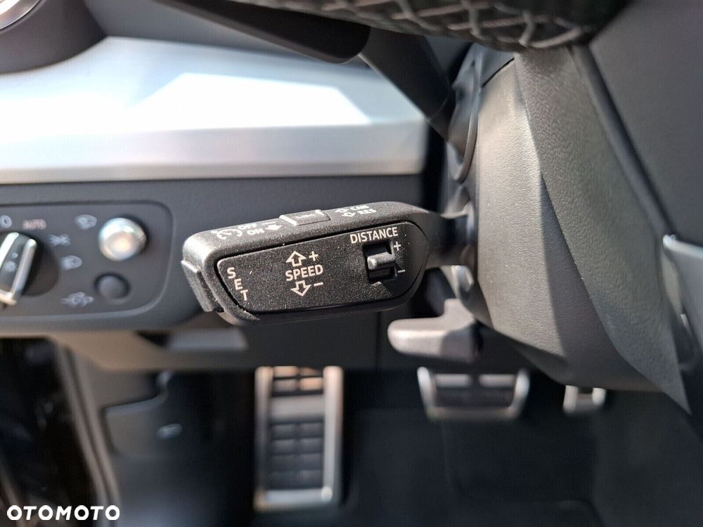 Audi Q5 Sportback - 30