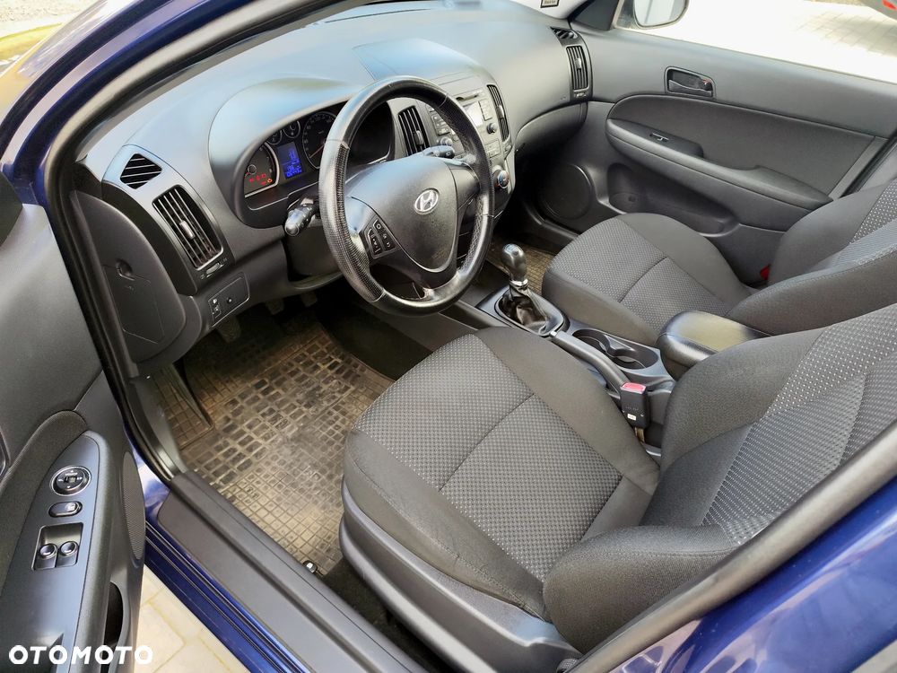 Hyundai i30 1.4 Comfort - 12