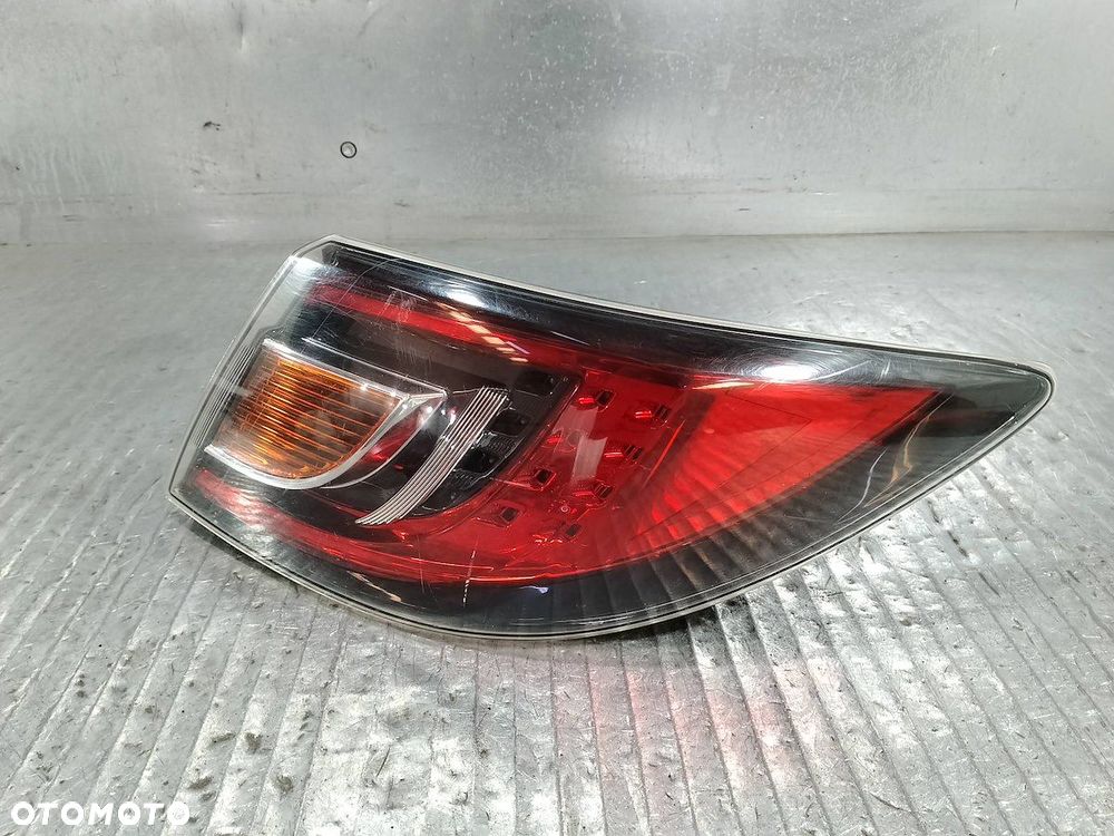 LAMPA TYLNA PRAWA MAZDA 6  GS1F-51150 220-41055 HATCHBACK - 7
