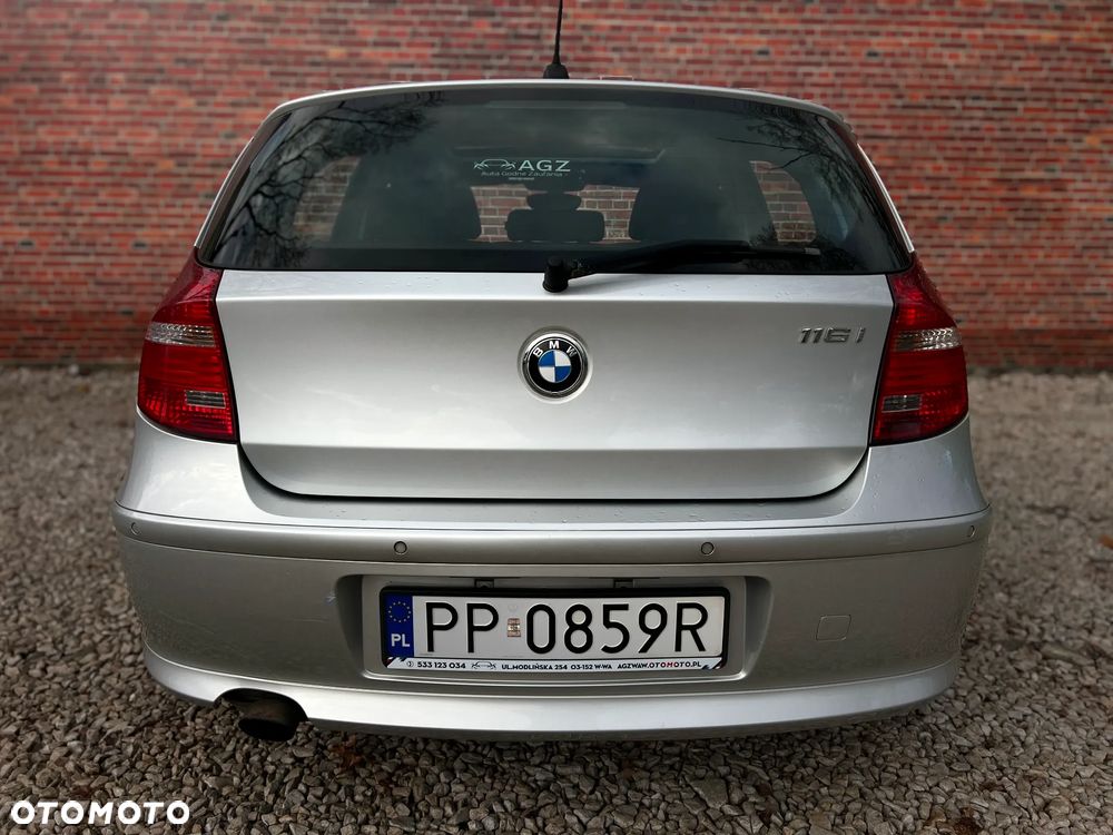 BMW Seria 1 116i - 33