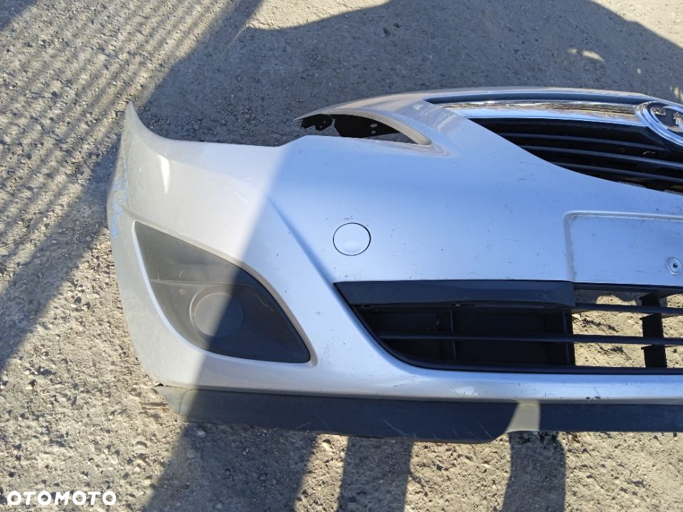 ZDERZAK PRZEDNI OPEL MERIVA B 13- - 5