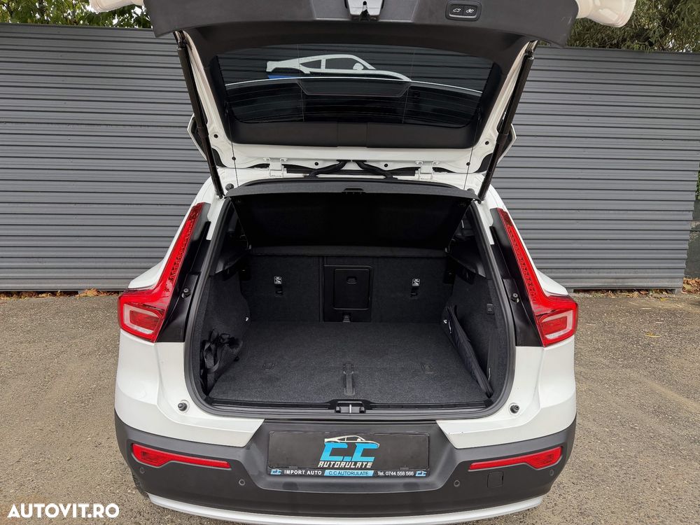 Volvo XC 40 B3 B DKG Core - 28