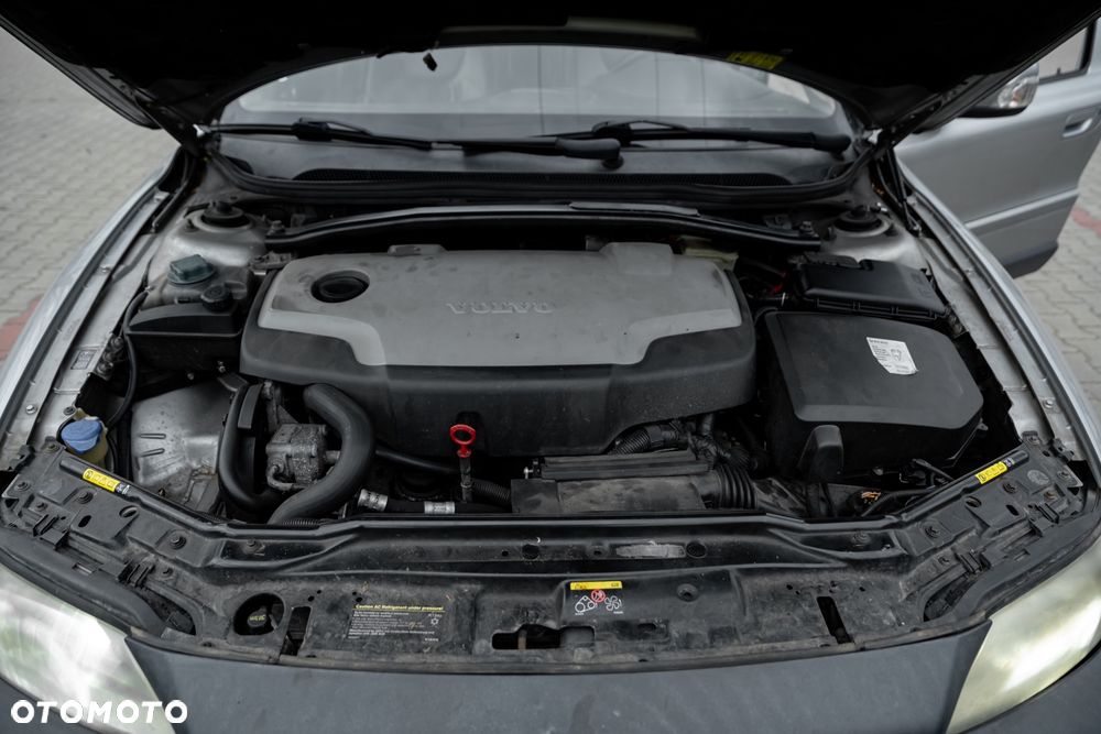 Volvo XC 70 D5 AWD Kinetic - 36