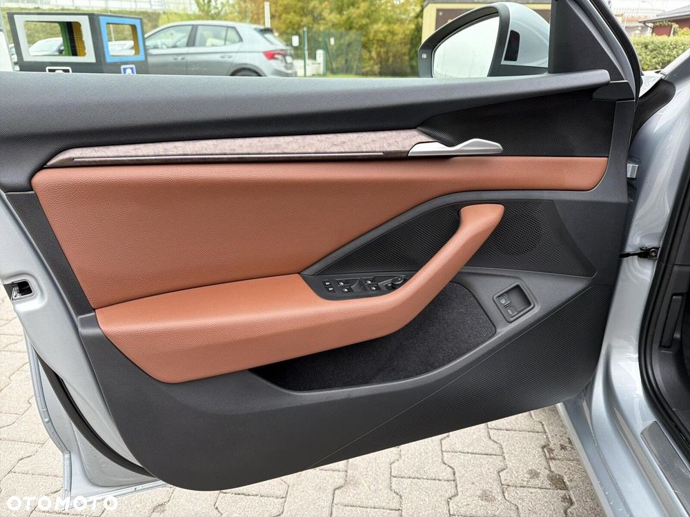 Skoda Superb 1.5 TSI Plug-in Hybrid Edition 130 DSG - 10