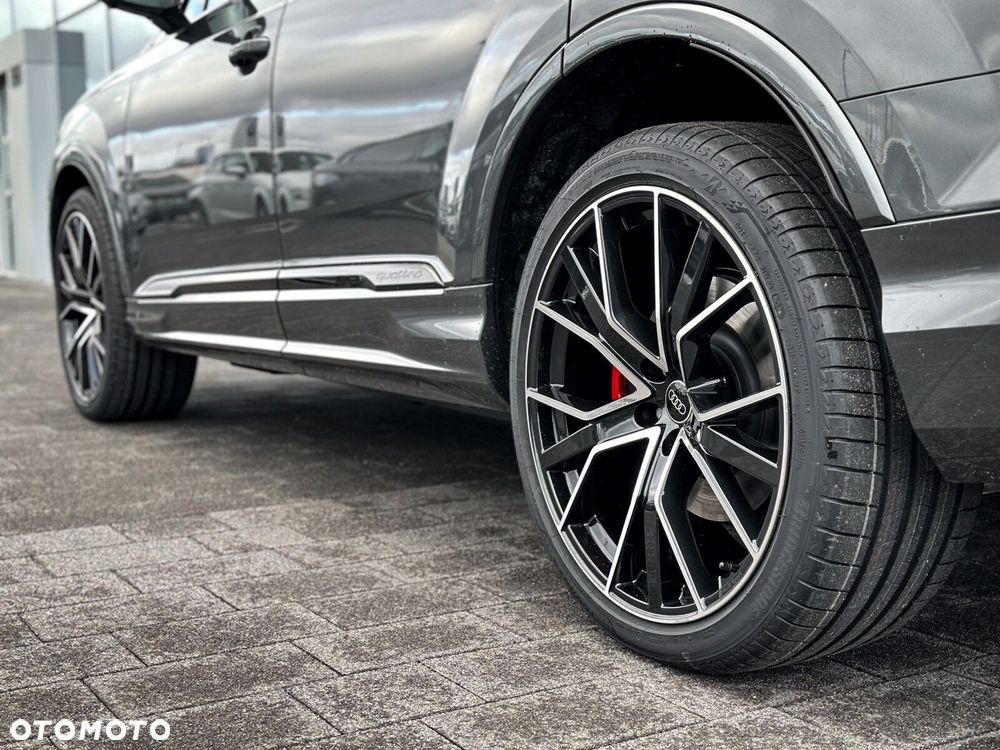 Audi Q7 - 6
