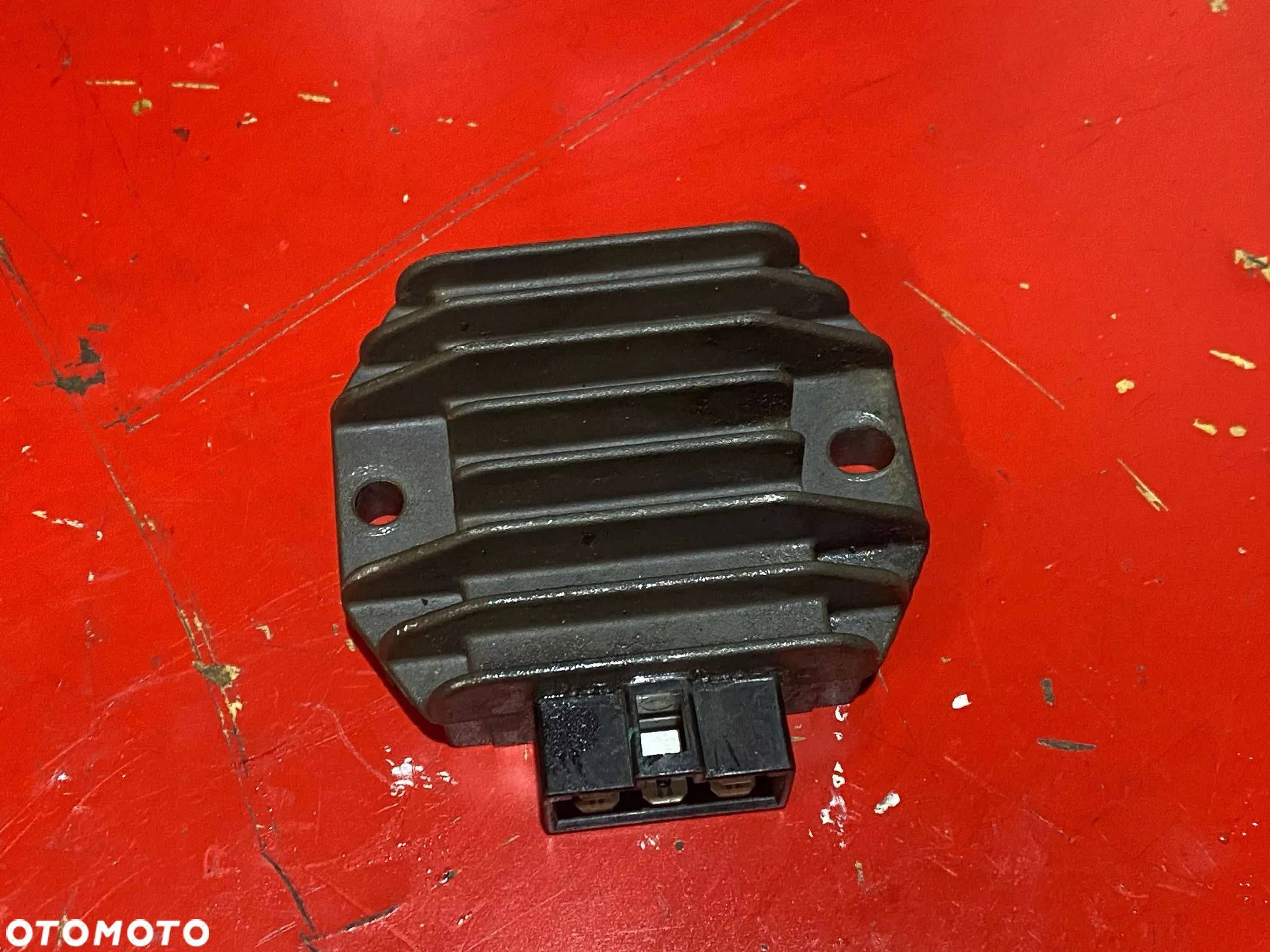 PIAGGIO LIBERTY 125 ABS 2020 x7 x8 x9 vespa atlantic regulator napięcia - 1