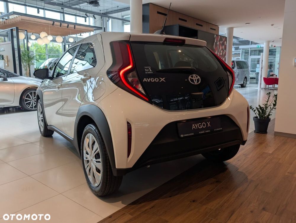 Toyota Aygo X - 8
