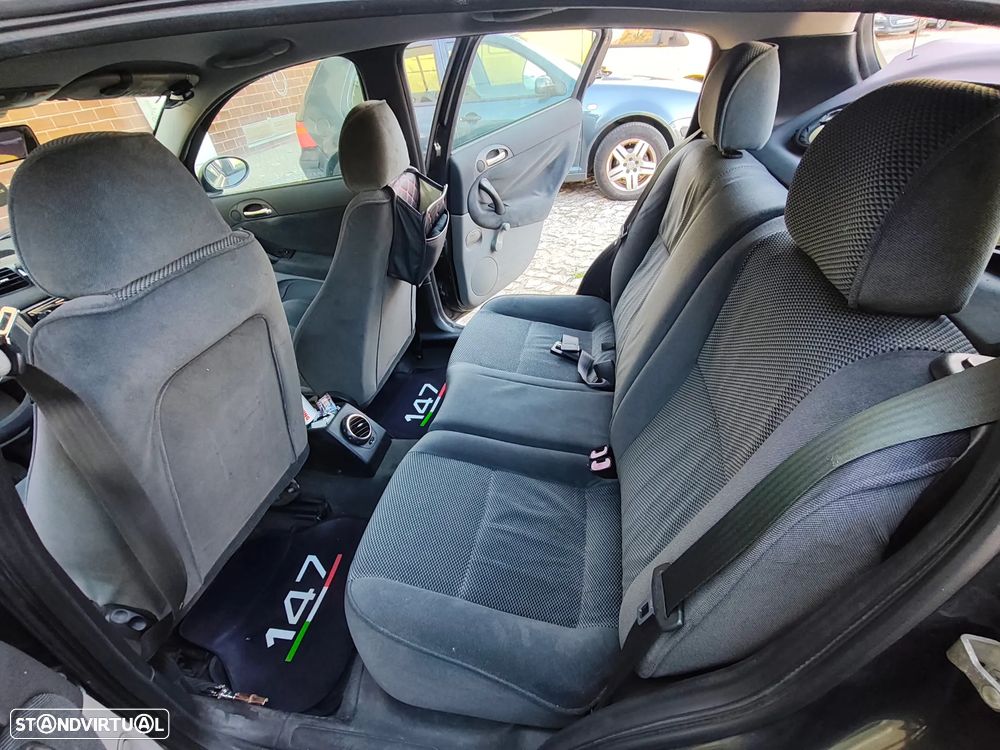 Alfa Romeo 147 1.9 JTD 16V Progression - 8