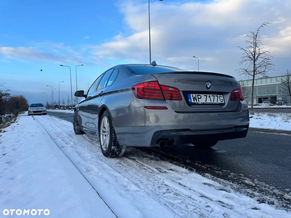 BMW Seria 5 528i xDrive - 5