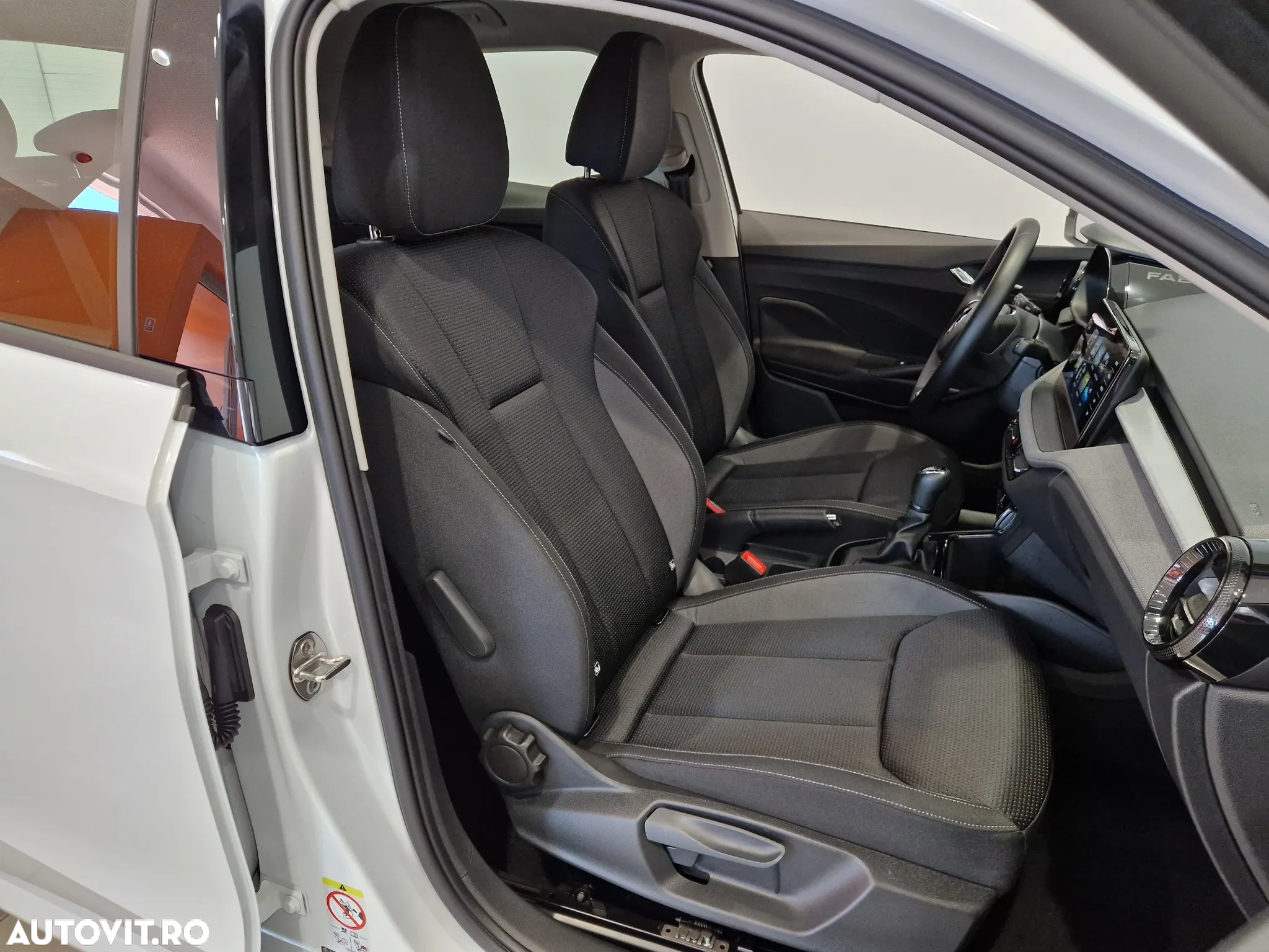 Skoda Fabia 1.0 TSI Tour - 13
