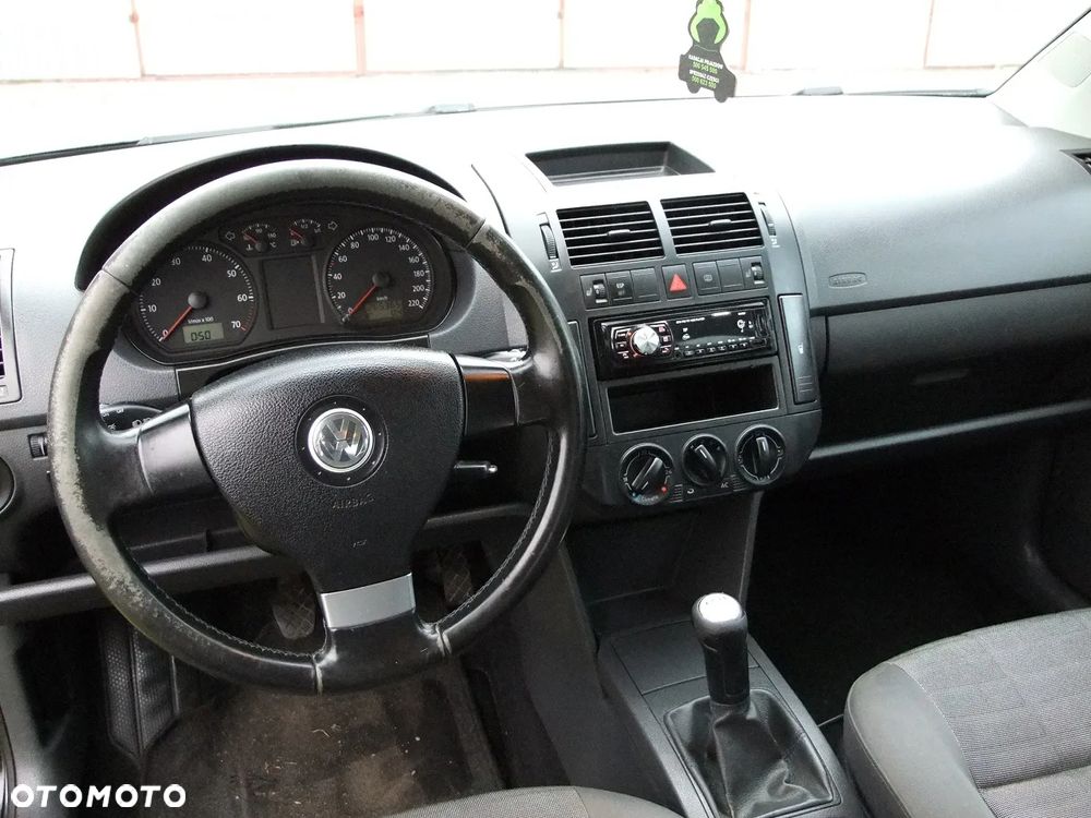 Volkswagen Polo 1.6 United - 13
