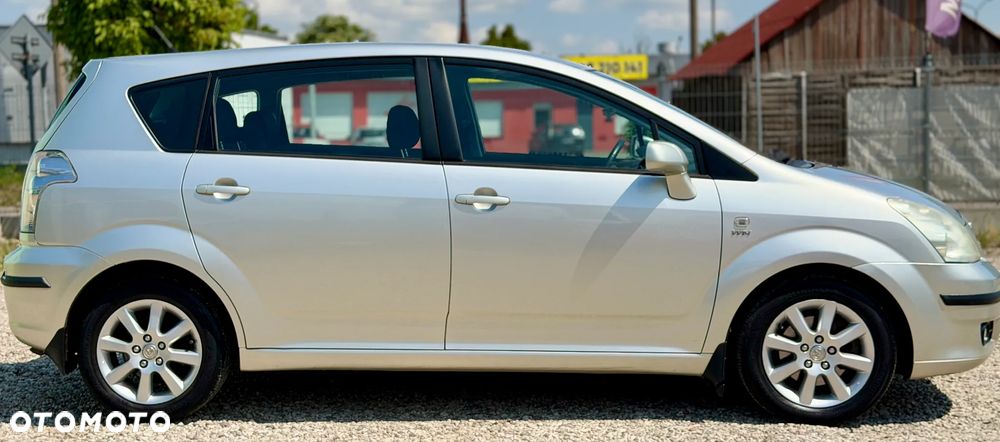 Toyota Corolla Verso 1.8 Sol + 7os MM - 4