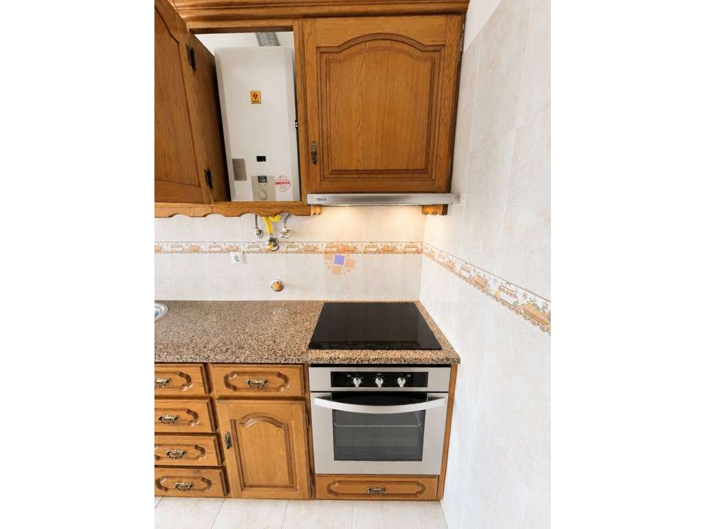 Apartamento T3 transformado em T2, com Excelentes Áreas nas Barroca... - Grande imagem: 3/20