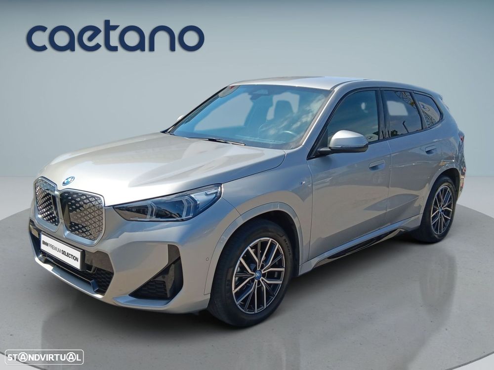 BMW iX1 eDrive20 Pack Desportivo M - 1