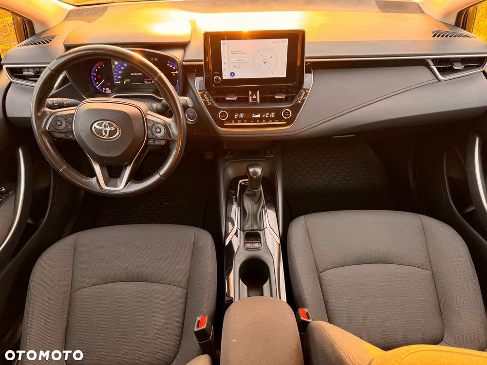 Toyota Corolla 1.8 Hybrid Comfort - 14