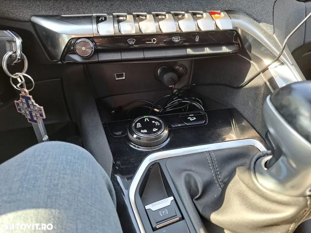 Peugeot 5008 1.5 BlueHDI s&s Allure - 10