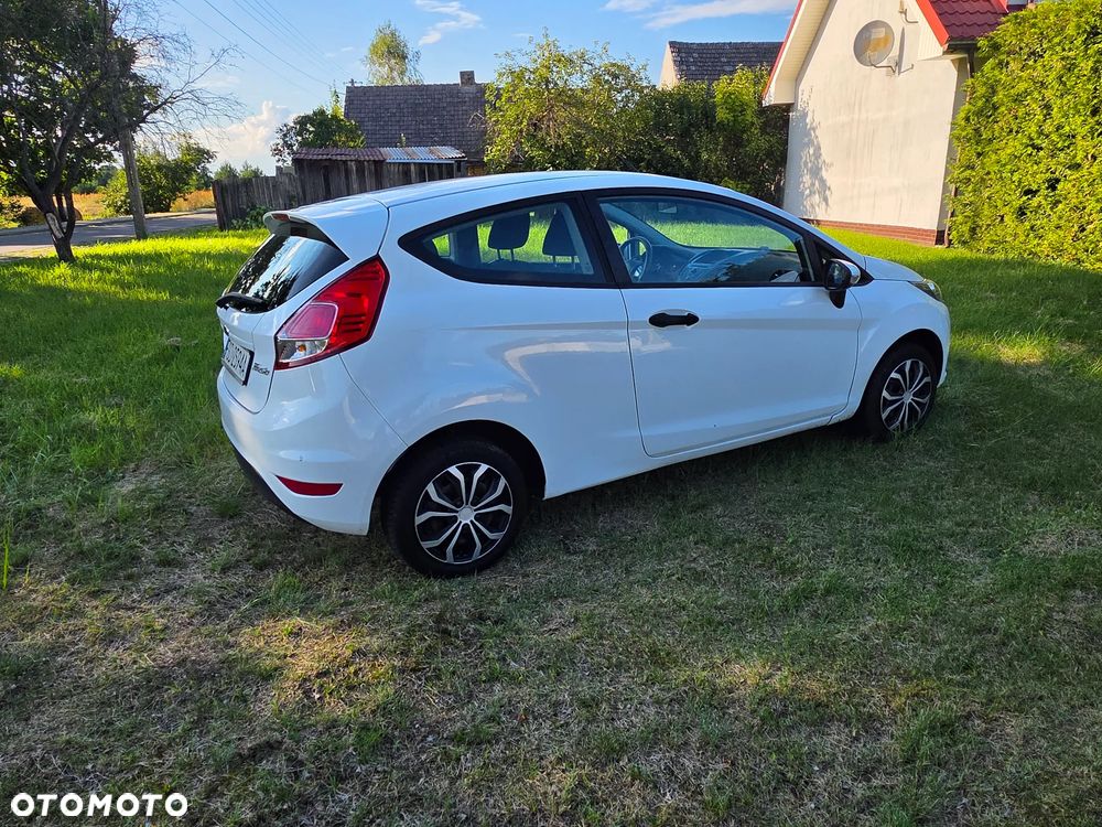 Ford Fiesta 1.25 Trend Edition - 12