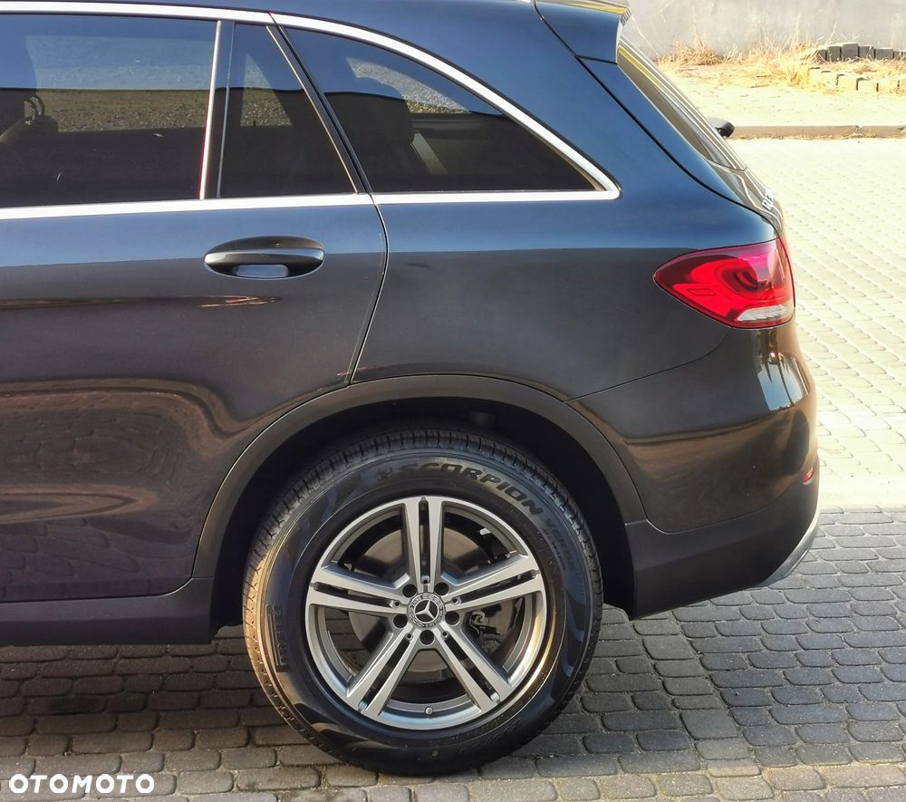 Mercedes-Benz GLC 300 4Matic 9G-TRONIC - 15