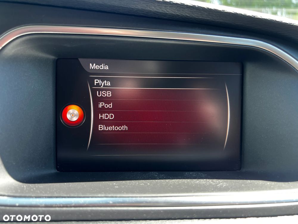 Volvo V40 Cross Country D2 Momentum - 34