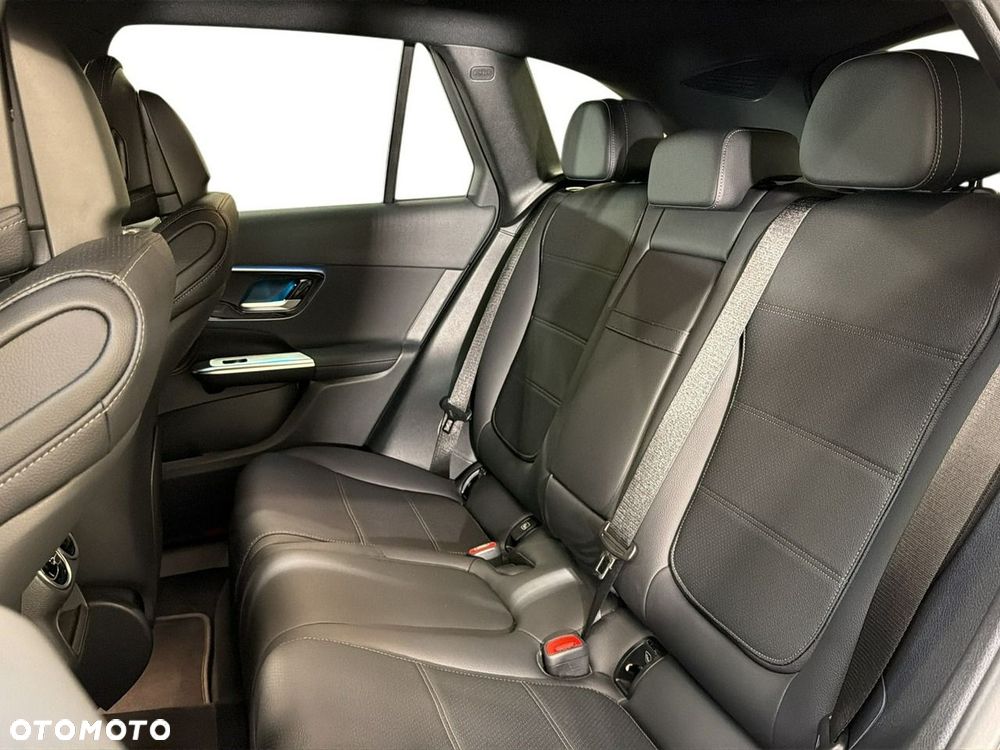 Mercedes-Benz GLC 300 de 4-Matic Avantgarde - 12