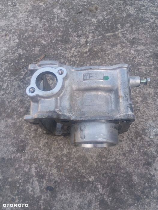 Cylinder blok silnika tuleja WR silnik Yamaha YZF 125 R 19 – 23r A5 - 2