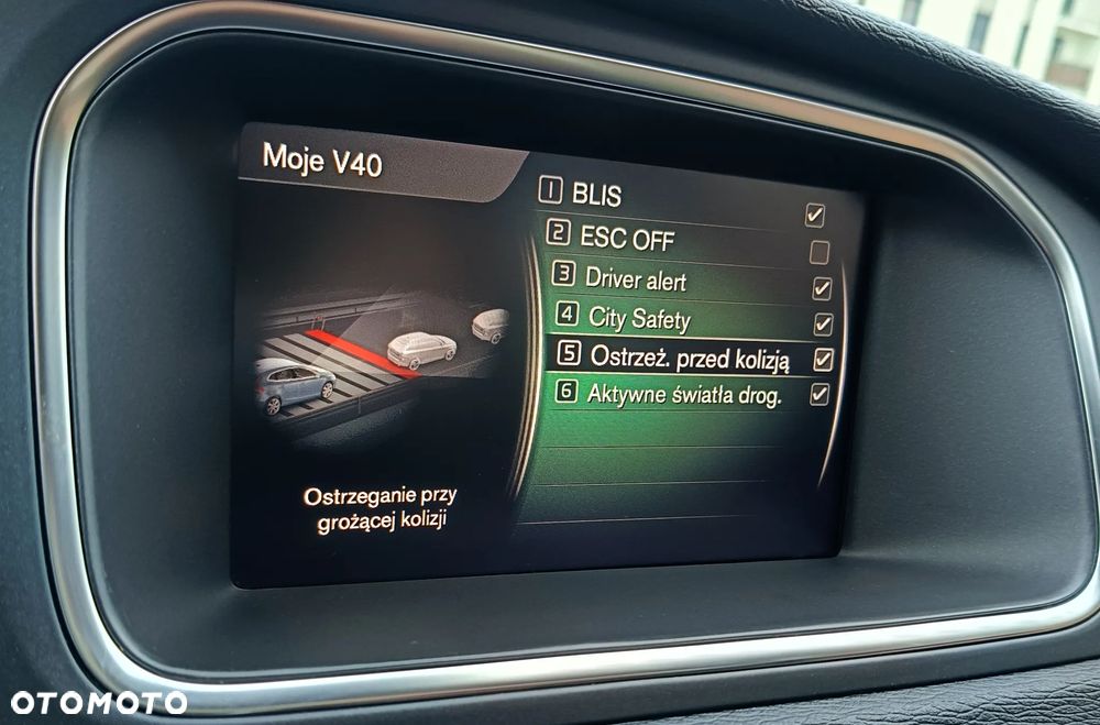 Volvo V40 D2 Geartronic RDesign - 30