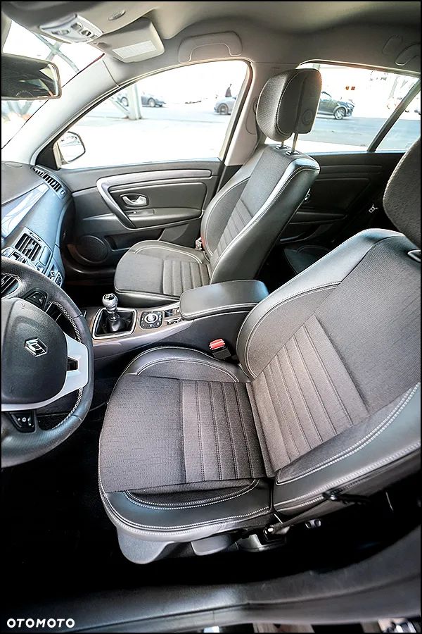 Renault Laguna - 34