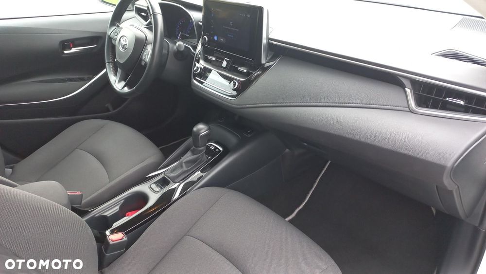 Toyota Corolla 1.8 Hybrid Comfort - 13