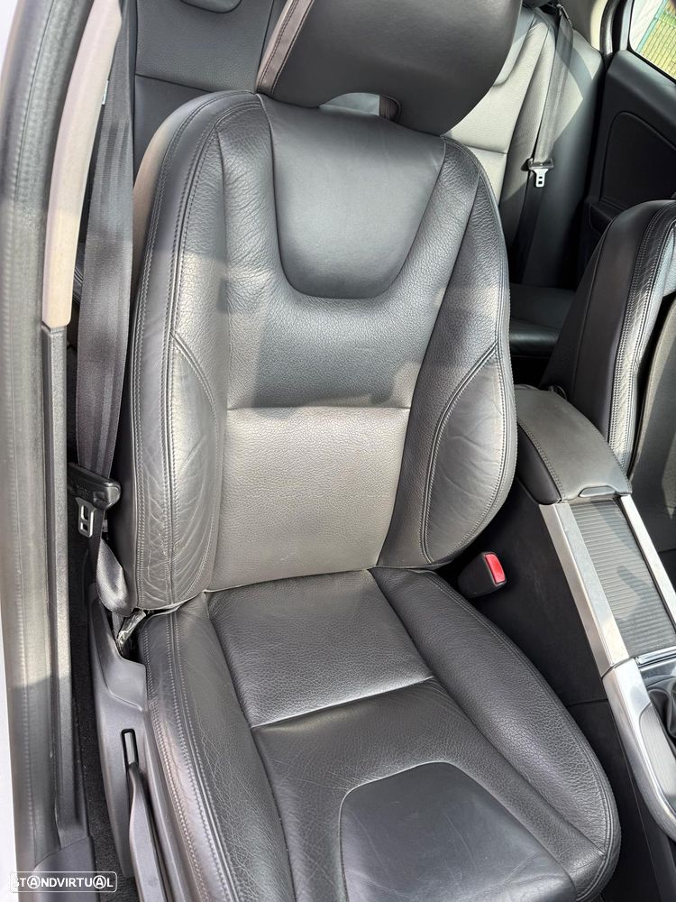 Volvo S60 2.0 D3 Momentum - 11