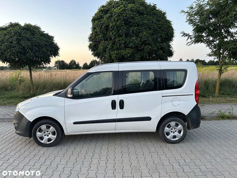 Opel Combo - 1