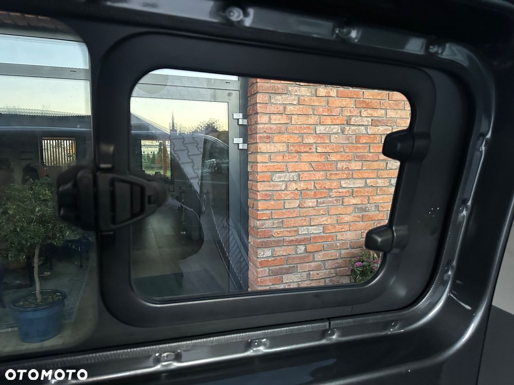 Ford Transit Custom - 19