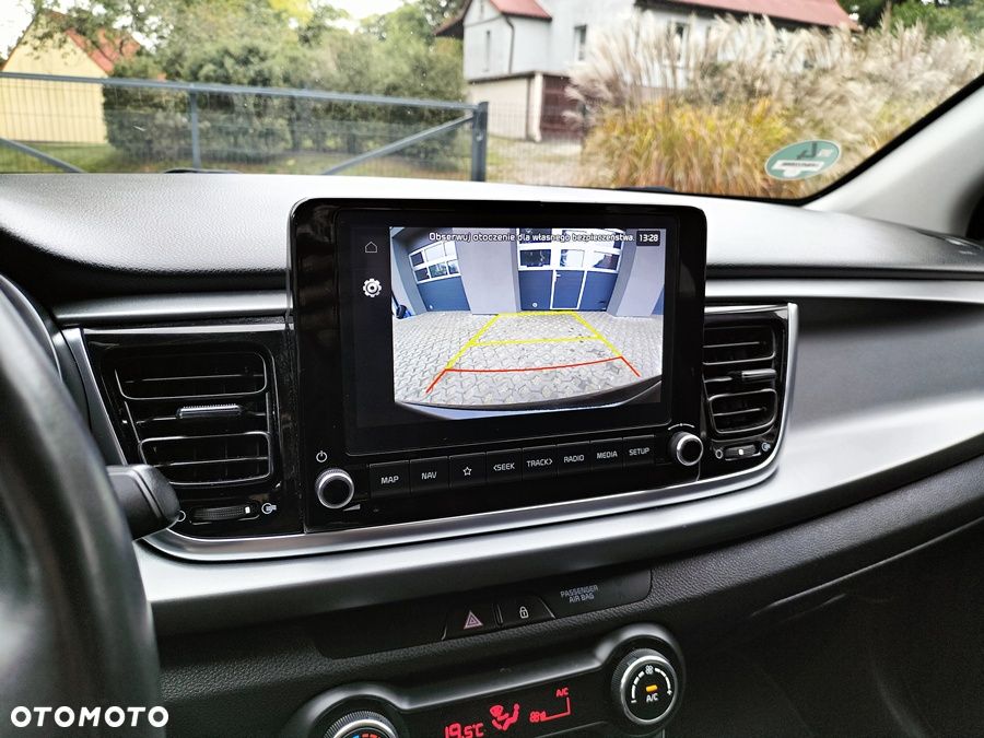 Kia Rio - 24
