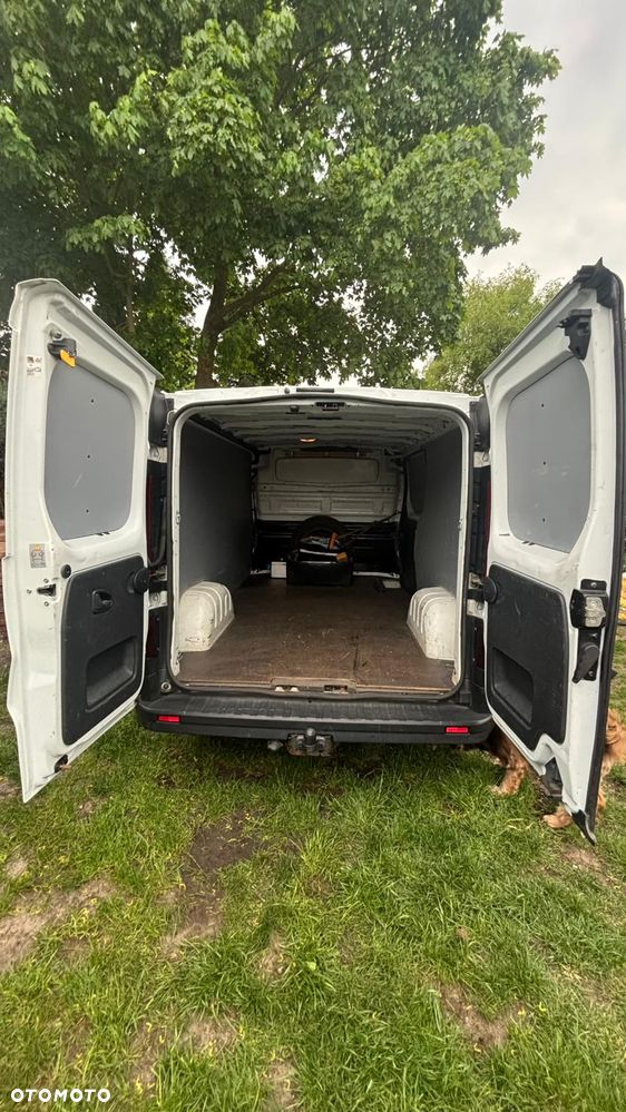 Renault Trafic - 16