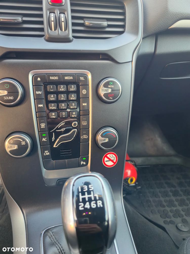 Volvo V40 D2 Drive-E Kinetic - 17