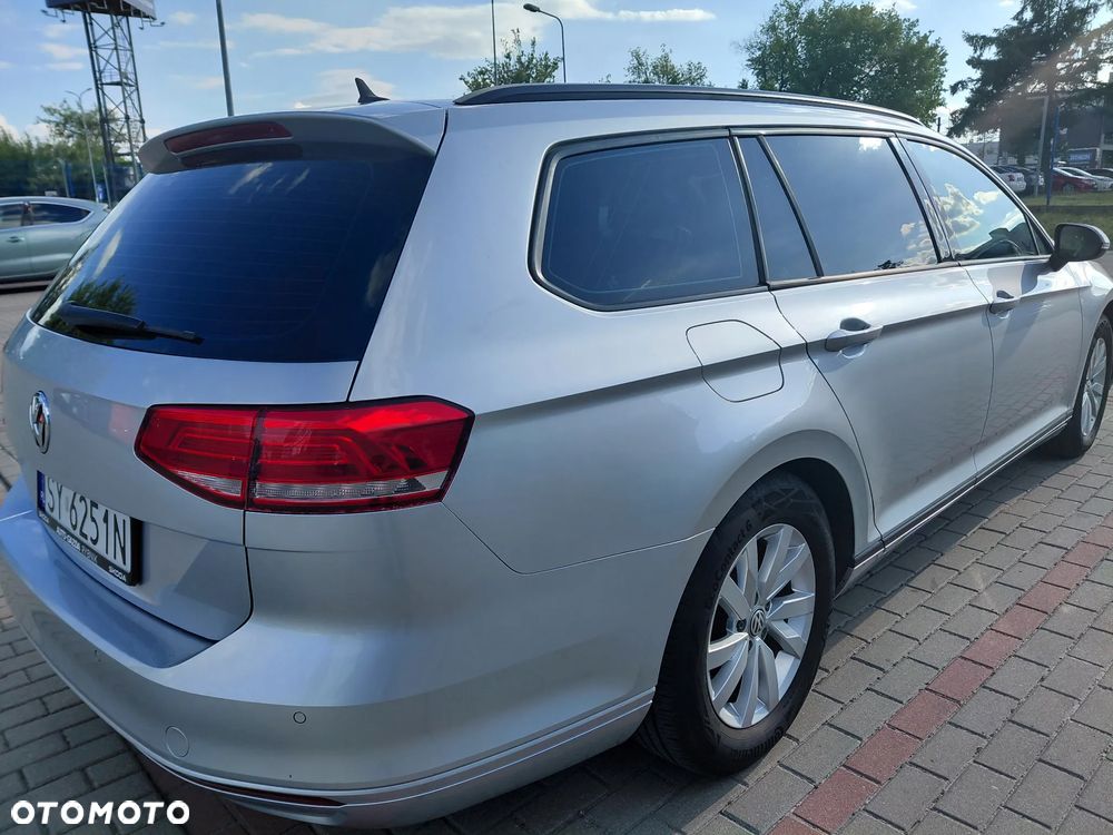 Volkswagen Passat - 3