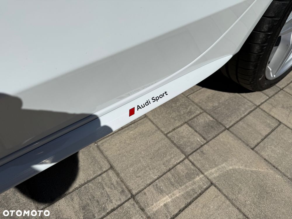 Audi A4 Avant 2.0 TDI ultra sport - 38