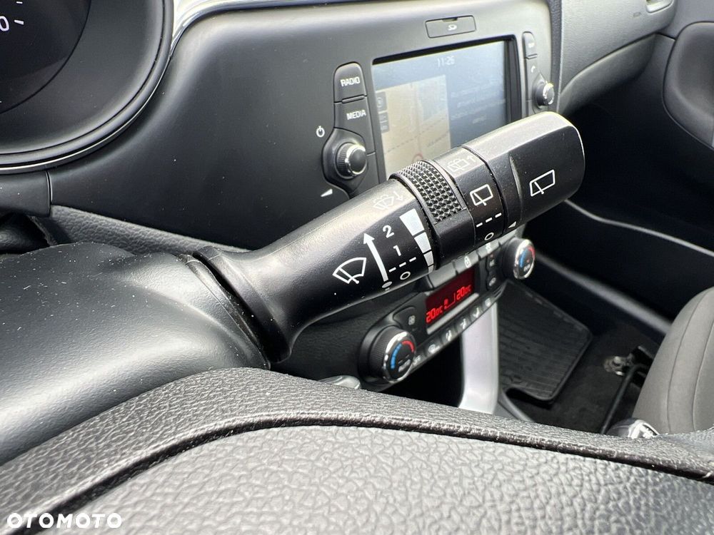 Kia Ceed - 16