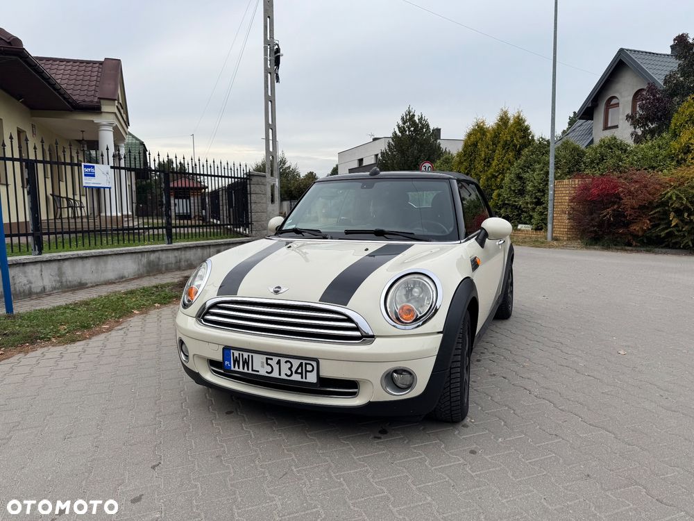 MINI Cooper Standard - 2